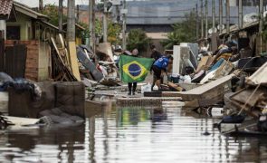 'Fake news' atrapalharam socorro nas inundações no estado brasileiro do Rio Grande do Sul