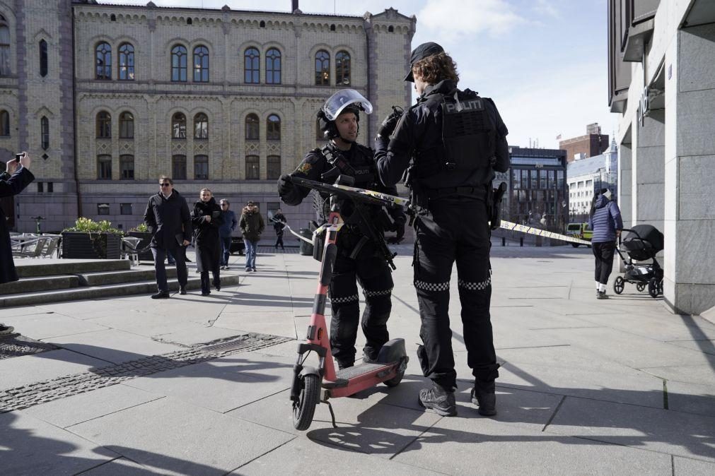 Noruega baixa nível de ameaça terrorista