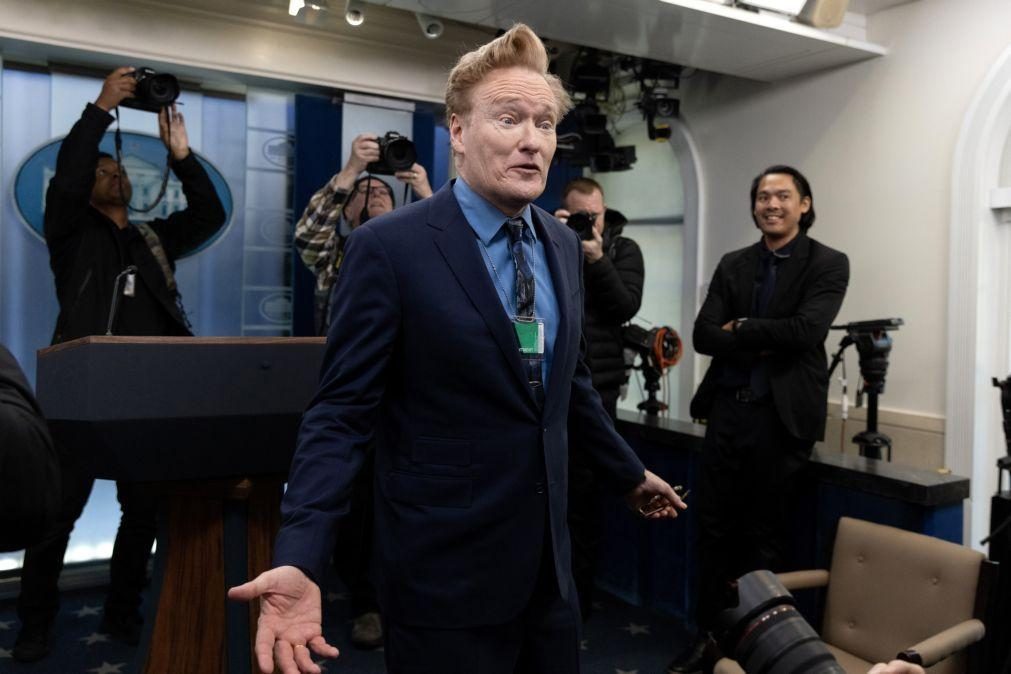 Humorista Conan O'Brien vai apresentar em março a cerimónia dos Óscares