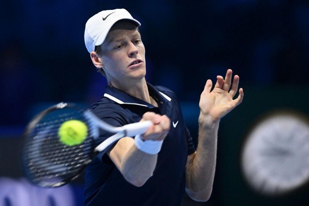 Jannik Sinner volta à final das ATP Finals e encontra o estreante Taylor Fritz