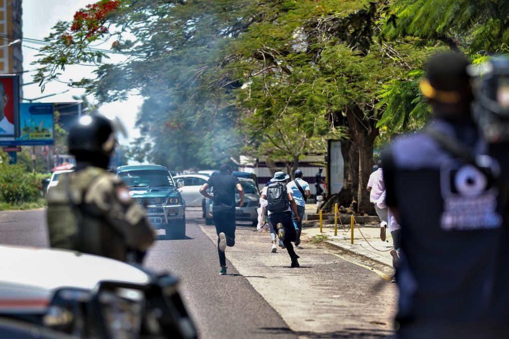 Pelo menos 25 mortos em cinco dias de manifestações em Moçambique