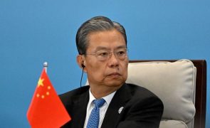 Presidente do órgão legislativo máximo da China inicia hoje visita a Portugal