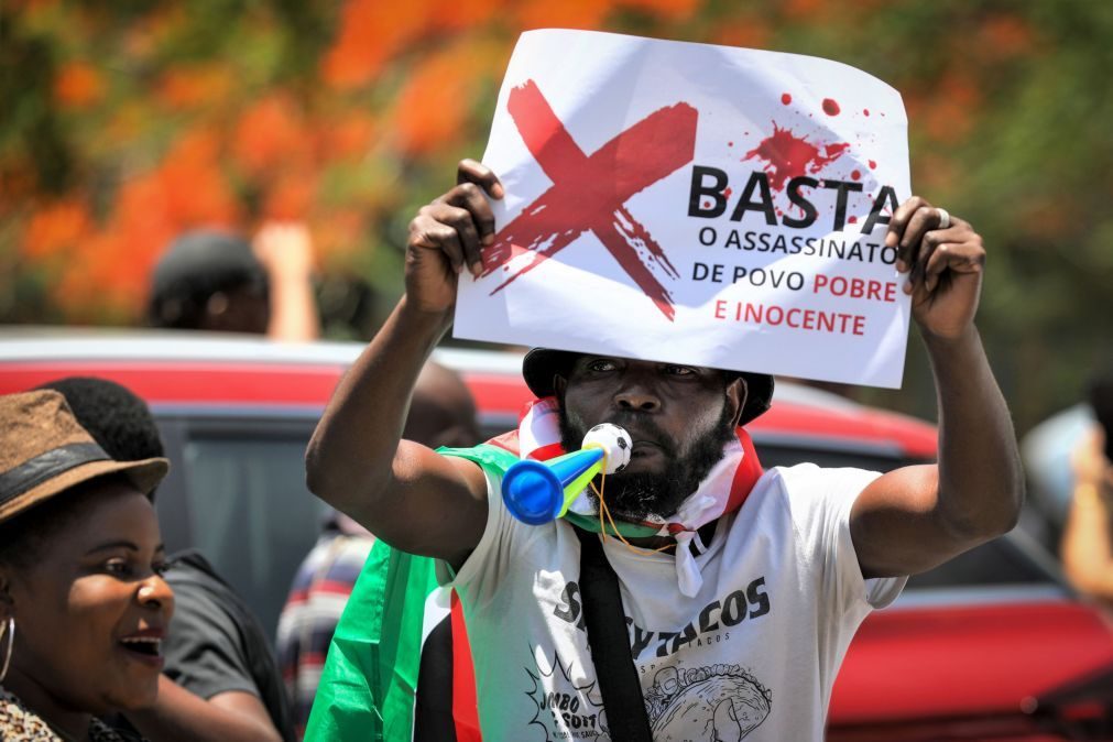 Maputo voltou a parar à hora marcada com protestos na ruas