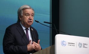 Guterres pede mais esforços depois de desapontamento com projeto de acordo na COP29