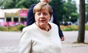 Merkel recorda como 