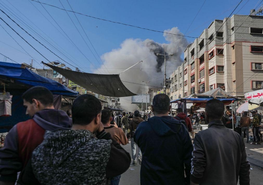 Braço armado do Hamas anuncia morte de refém em Gaza