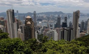 Hong Kong defende integridade financeira e adverte Estados Unidos