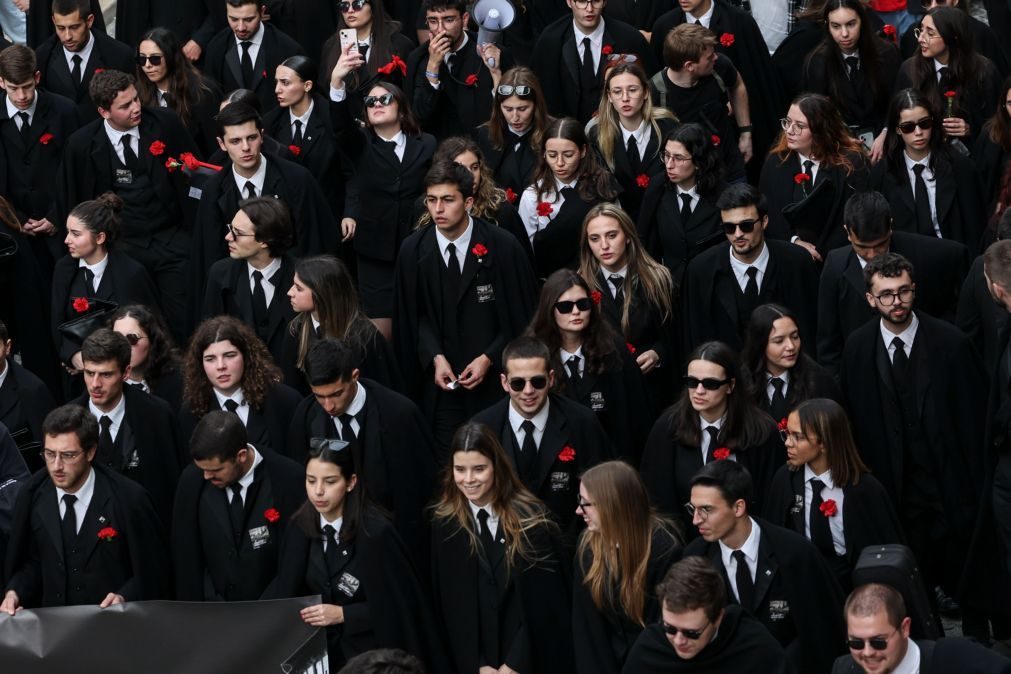 OE2025: Aprovado aumento do complemento de alojamento para estudantes deslocados