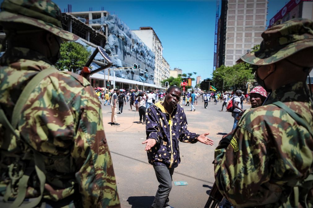 Presidente pede fim de mortes e do vandalismo durante protestos em Moçambique