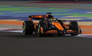 Lando Norris oferece vitória a Oscar Piastri na sprint do Qatar