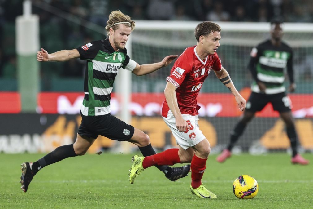 Santa Clara impõe primeira derrota ao Sporting na estreia de João Pereira na I Liga