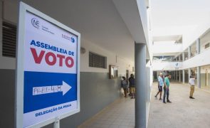 Cabo-verdianos votam para as autarquias cumprindo mais um capitulo da democracia