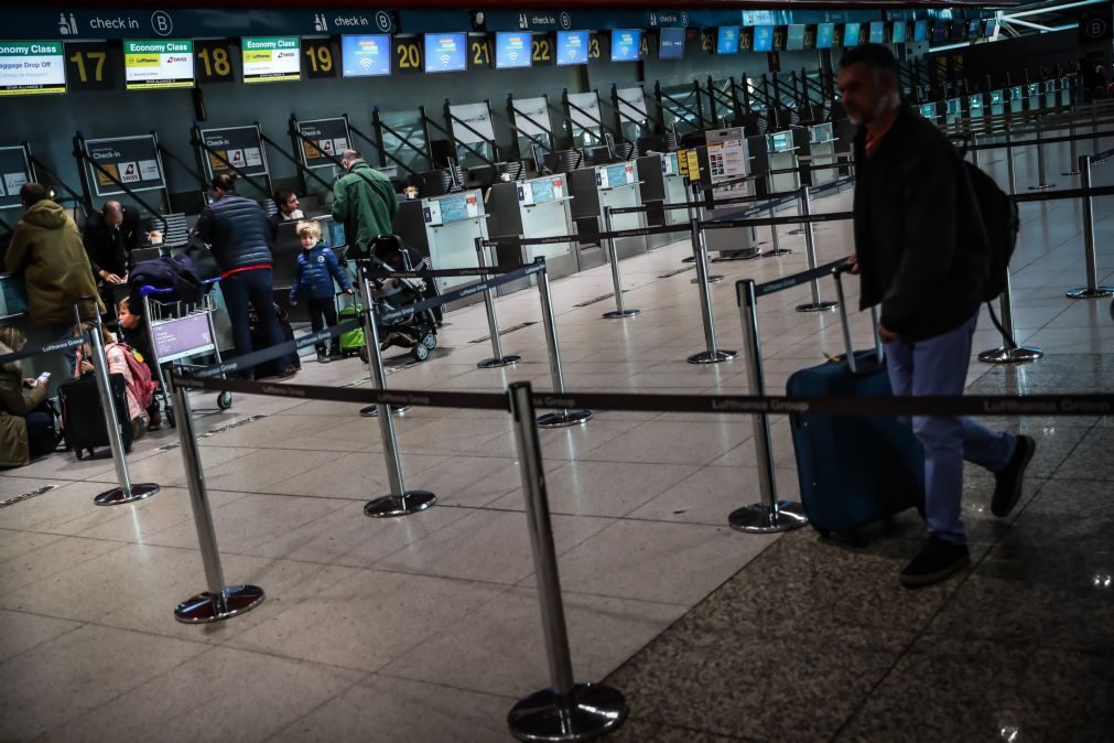 Passageiros aéreos sobem 19,3% na UE e aeroporto de Lisboa é 8.º maior