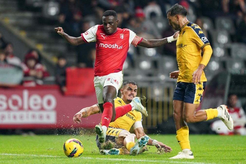 Sporting de Braga desperdiça vantagem de dois golos e empata com Estoril Praia