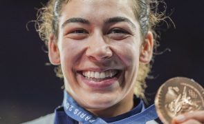 Judoca Patrícia Sampaio 'bronze' no 