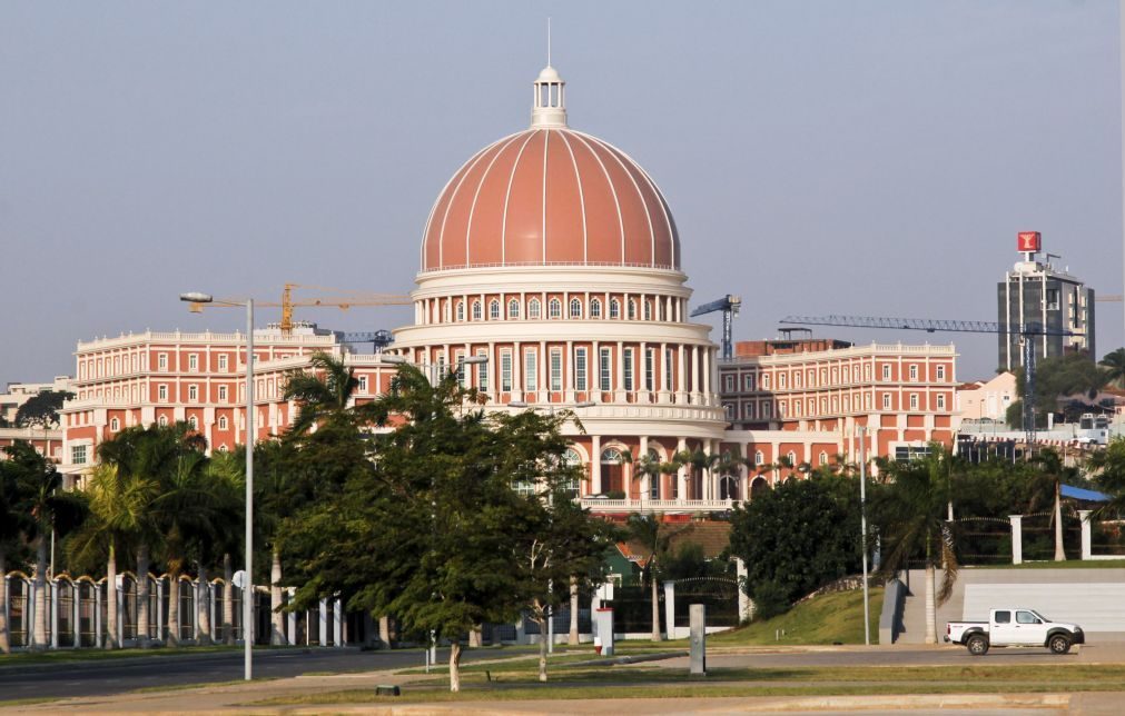 Orçamento do Estado angolano aprovado na especialidade com recomendações ao Governo