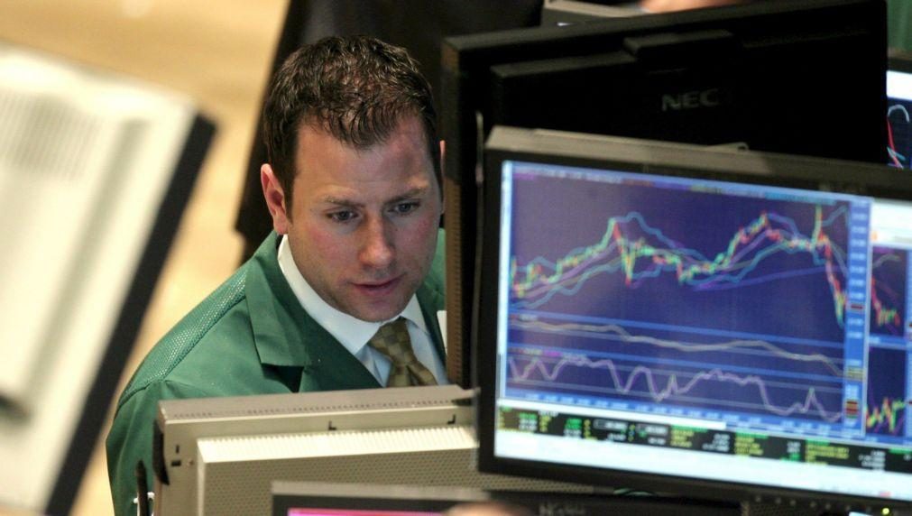 Bolsa de Tóquio fecha a perder 0,95%