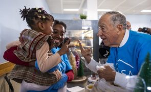 Marcelo pede aposta urgente na habitação para pessoas sem-abrigo