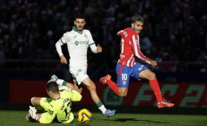 Atlético de Madrid vence Getafe e iguala FC Barcelona no topo da Liga espanhola