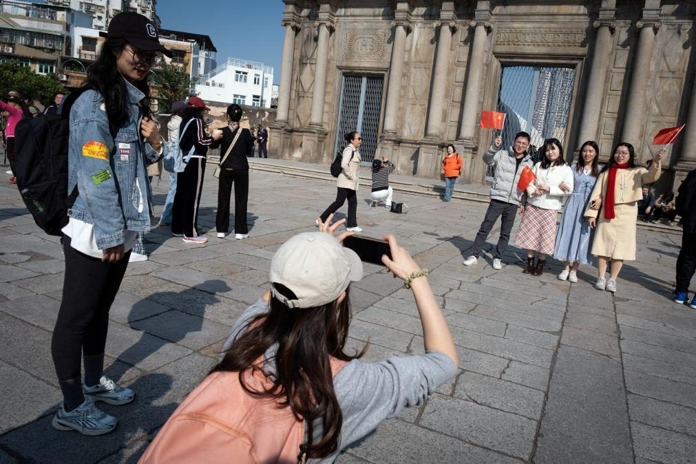 Macau teve pela primeira vez mais turistas internacionais do que antes da pandemia