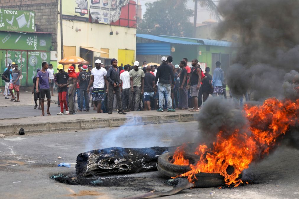 Pelo menos 252 mortos em manifestações em Moçambique, metade desde segunda-feira