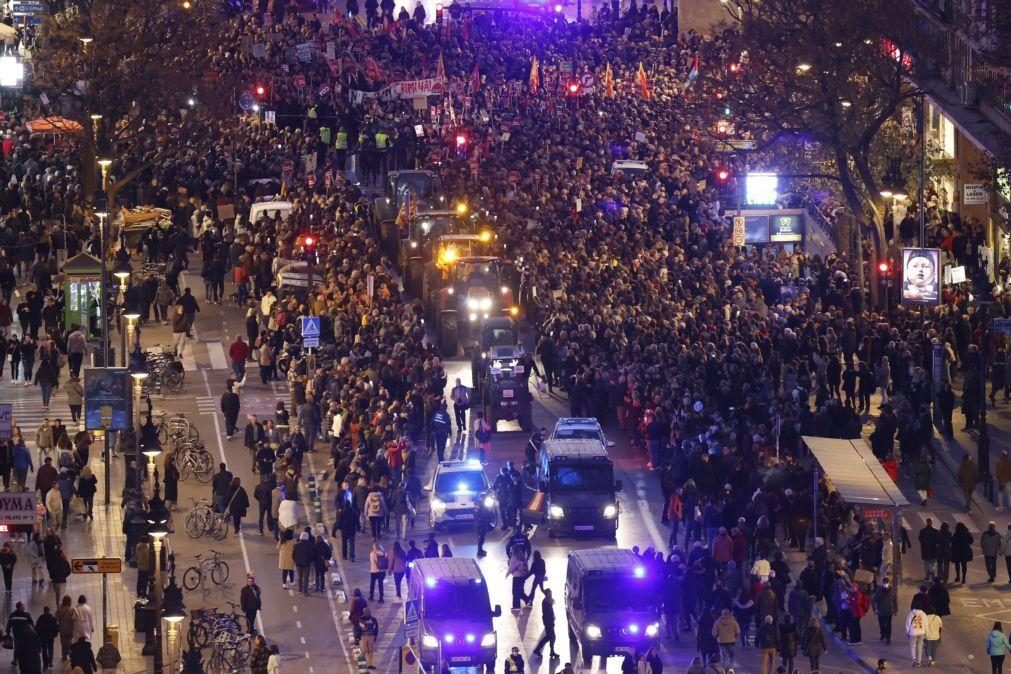 Espanha/Cheias: Nova manifestação em Valência para exigir demissão de Mázon