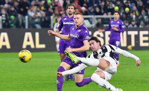 Juventus empata com Fiorentina em jogo que esteve suspenso por cânticos racistas