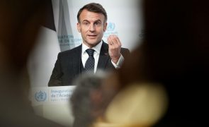 Macron antecipa ano de recuperação coletiva e estabilidade