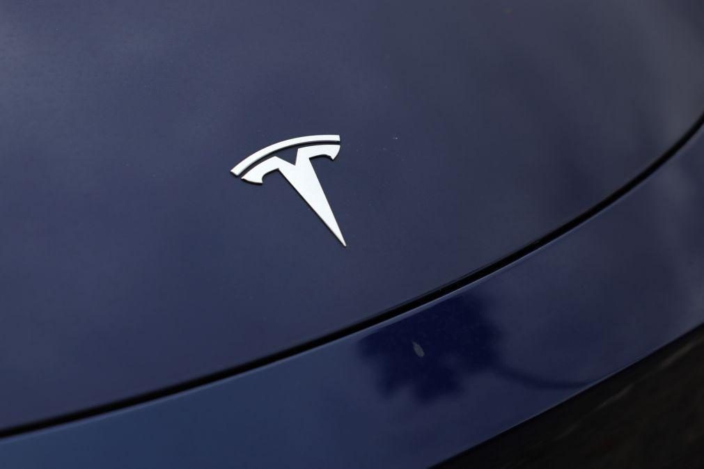 Vendas da Tesla caem pela primeira vez desde 2015