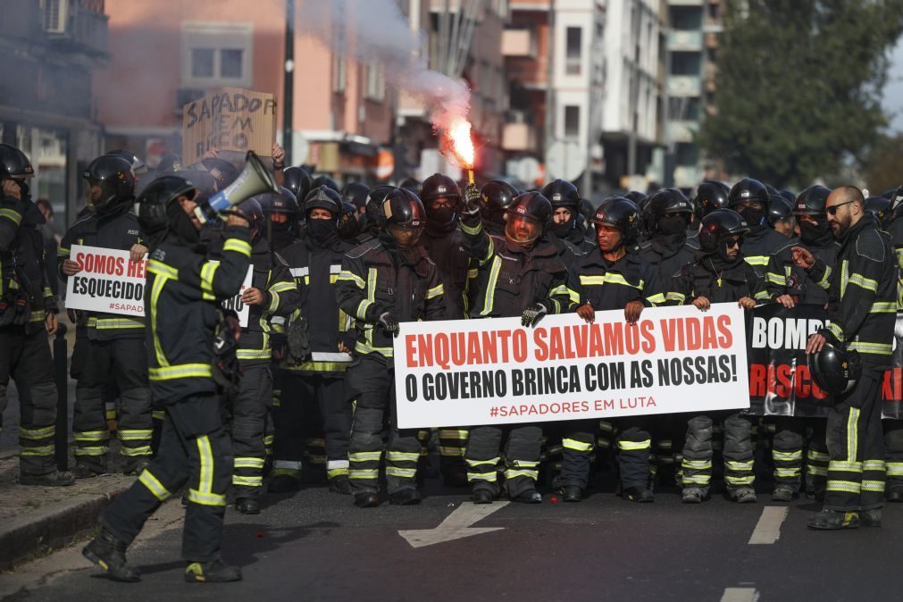 Sapadores desconvocam greve  e manifestação de 15 de janeiro