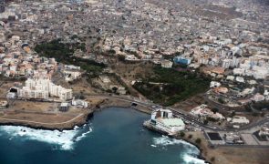 Partido no poder em Cabo Verde aponta ilegalidade durante feriado na capital