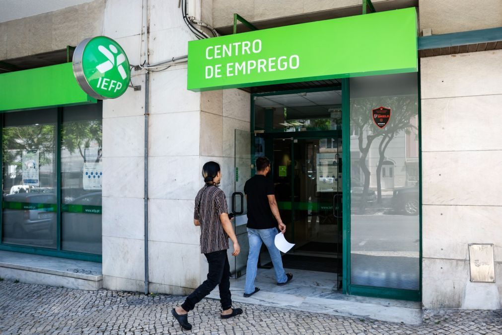 Trabalhadores abrangidos por despedimentos coletivos aumentam 76% até novembro