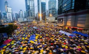 HRW acusa Hong Kong de intensificar perseguição e condenação de ativistas