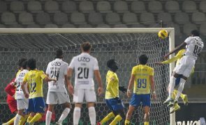 Arouca recupera de 0-2 e empata estreia de Luís Freire pelo Vitória de Guimarães