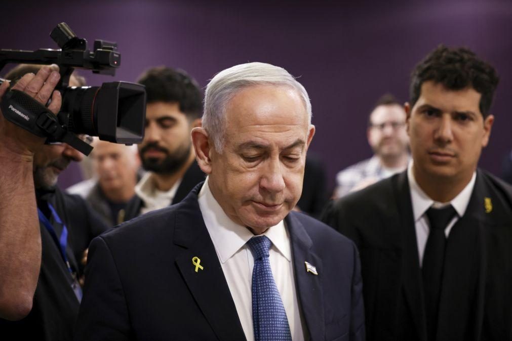 Netanyahu adverte que cessar-fogo não começa enquanto não tiver lista de reféns