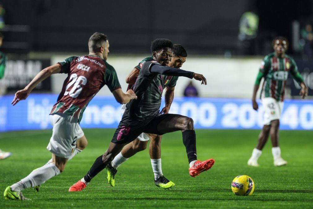 Sporting de Braga isola-se em quarto com golo nos descontos na Amadora