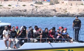 Quase 500 pessoas entraram em Lampedusa nas últimas 24 horas