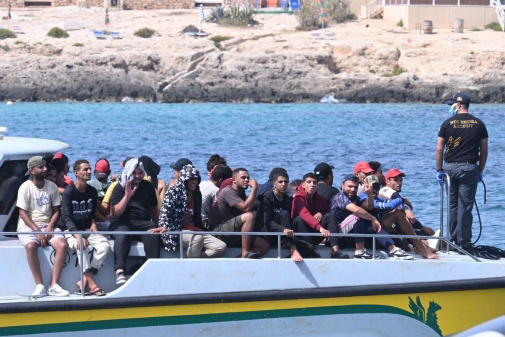 Quase 500 pessoas entraram em Lampedusa nas últimas 24 horas