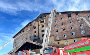 Pelo menos 66 pessoas morreram num incêndio em estância de esqui na Turquia