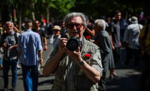 Câmara de Torres Vedras compra acervo do fotógrafo Eduardo Gageiro por 250 mil euros