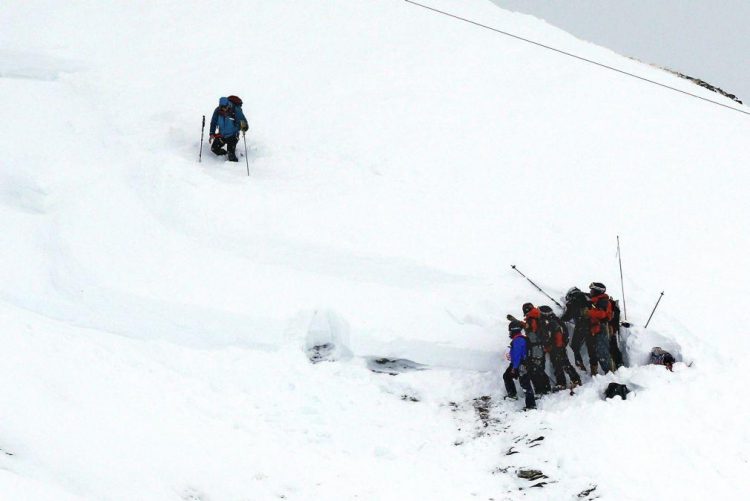 Pelo menos três esquiadores noruegueses morrem em avalancha nos Alpes