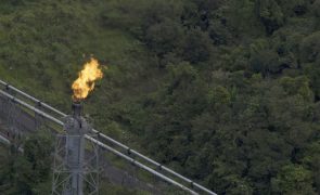 Brasil registou excedente recorde na conta petróleo e gás natural em 2024