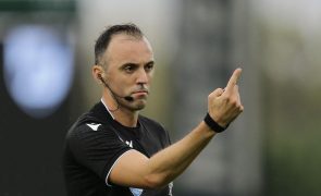 João Pinheiro vai arbitrar 'clássico' entre FC Porto-Sporting