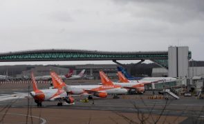 Número de passageiros nos aeroportos europeus ultrapassa valor pré-pandemia