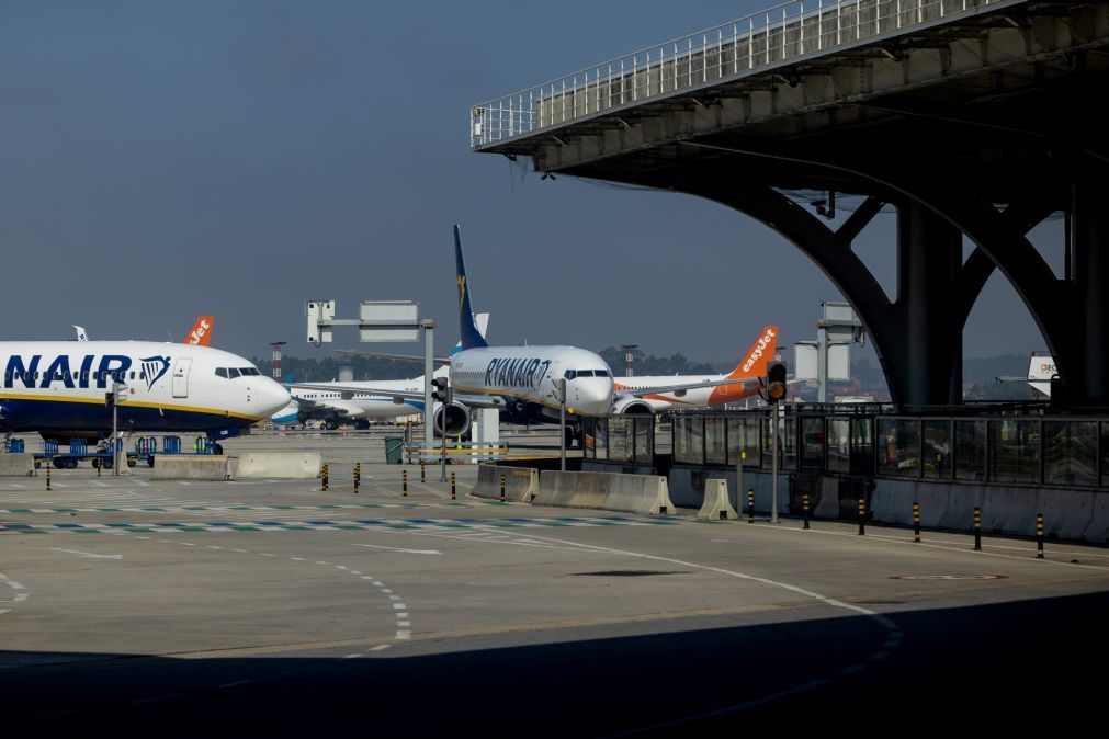 Aeroporto do Porto serviu mais do dobro dos passageiros que os aeroportos galegos