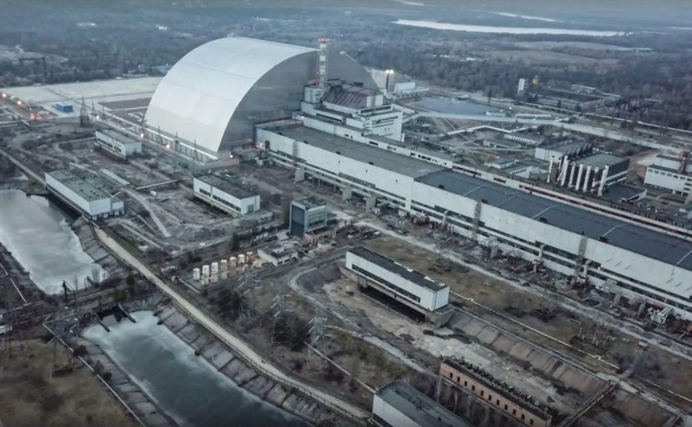 Ucrânia denuncia ataque russo contra central nuclear de Chernobyl