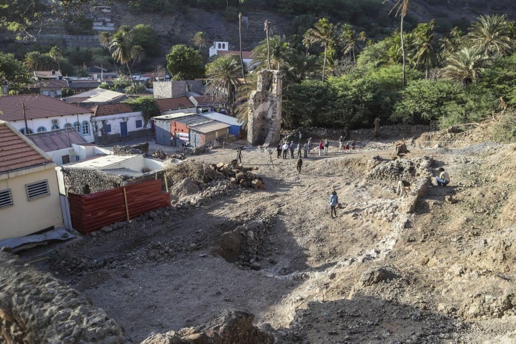 Cabo Verde altera projeto na Cidade Velha após descobertas arqueológicas