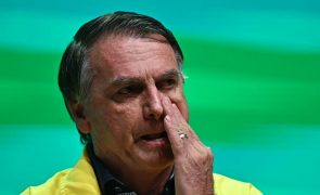 Defesa de Bolsonaro pede afastamento de dois juízes do Supremo Tribunal Federal