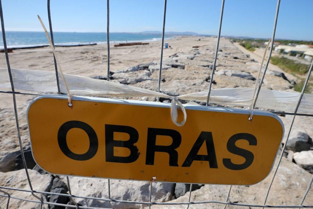 Governo autoriza despesa de 11 ME para alimentar de areia praias da Costa da Caparica