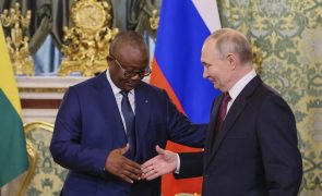 Vladimir Putin deseja que Sissoco Embaló continue Presidente da Guiné-Bissau